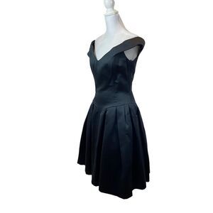 Vintage Victor Costa‎ For Saks Fifth Ave Classic Black Cocktail Dress Size 6
